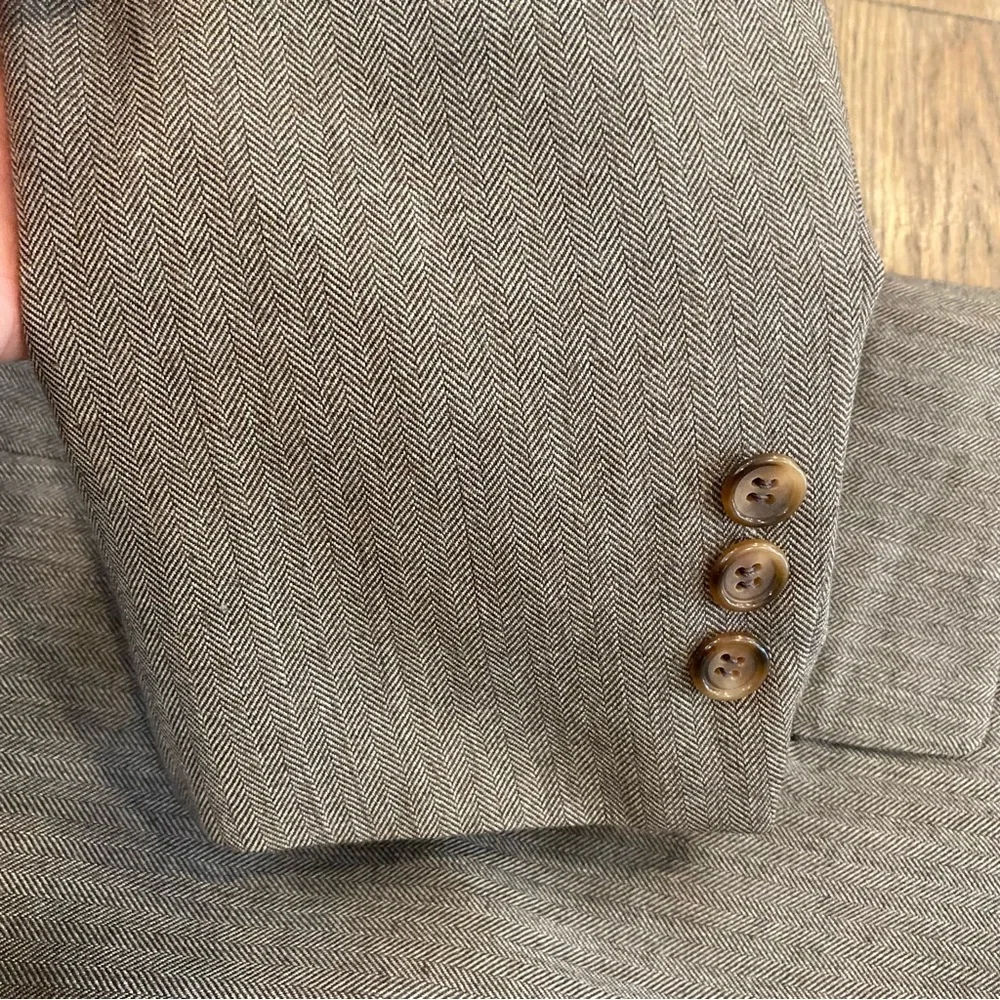Pierre Balmain Mens Herringbone Paris Luxury Blazer Brown Sports Coat Si…